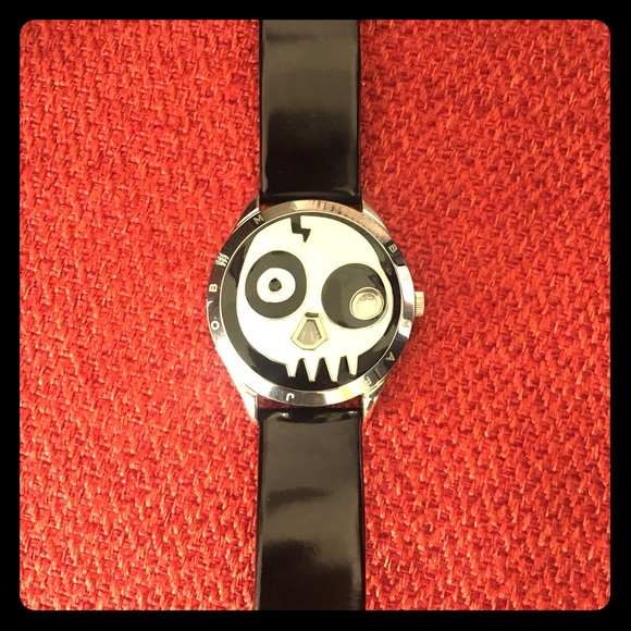 marc jacobs skull watch